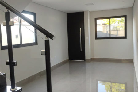 Sobrado à venda com 3 suítes, em Jardim Planalto, Arujá, SP