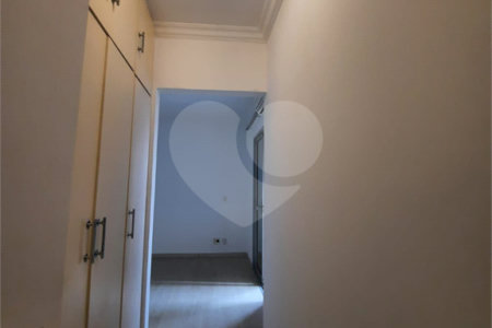 Apartamento à venda com 3 quartos, sendo 1 suíte, em Vila Andrade, São Paulo, SP