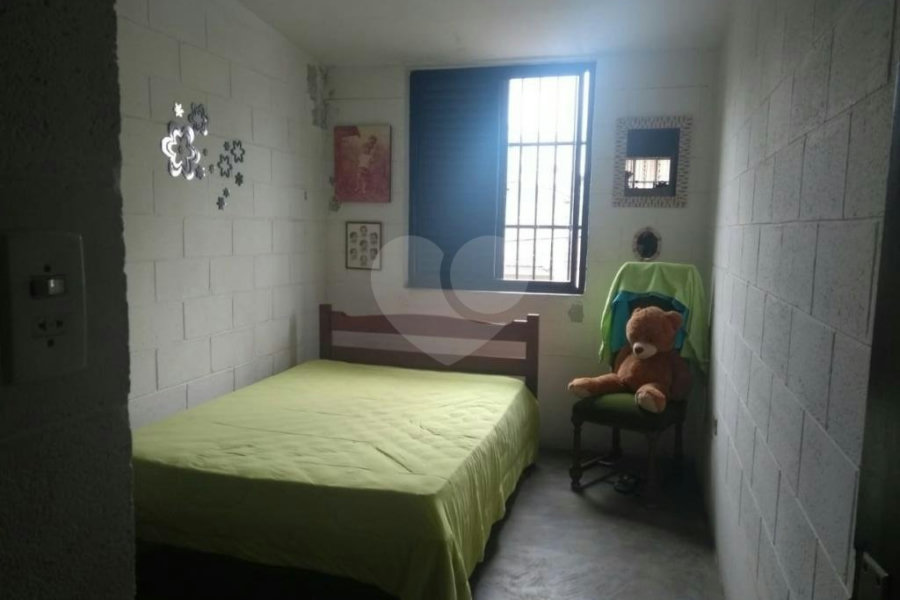 Casa à venda com 3 quartos, sendo 1 suíte, em Jardim São Paulo(zona Norte), São Paulo, SP