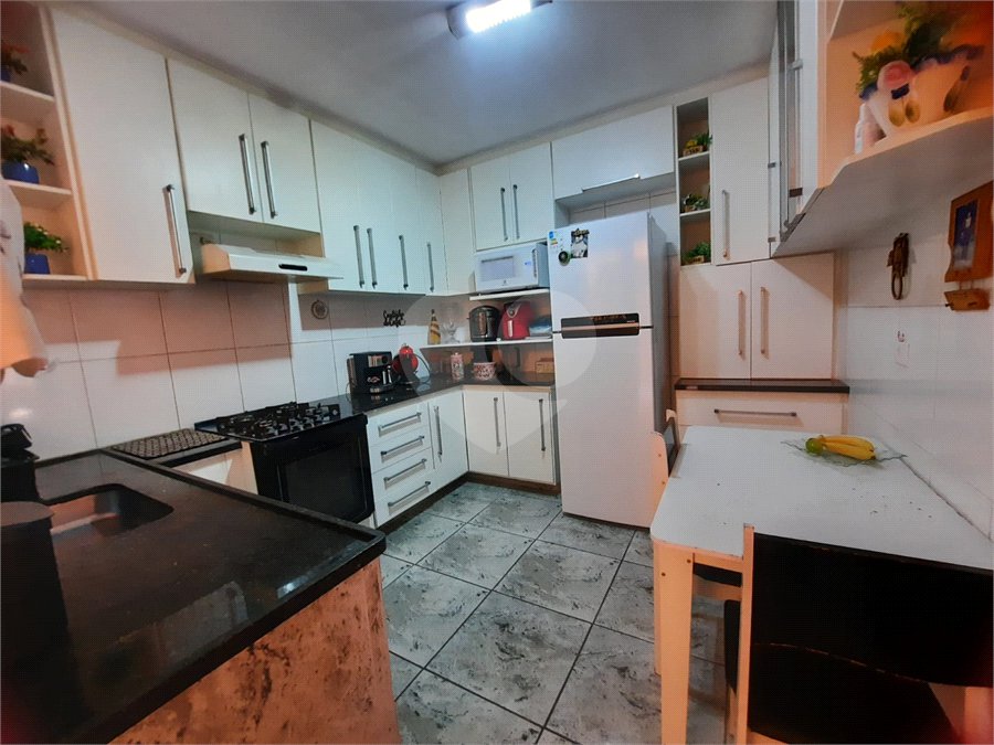 Casa à venda com 3 quartos, sendo 1 suíte, no condomínio Residencial Sol Francisco, São Paulo - SP