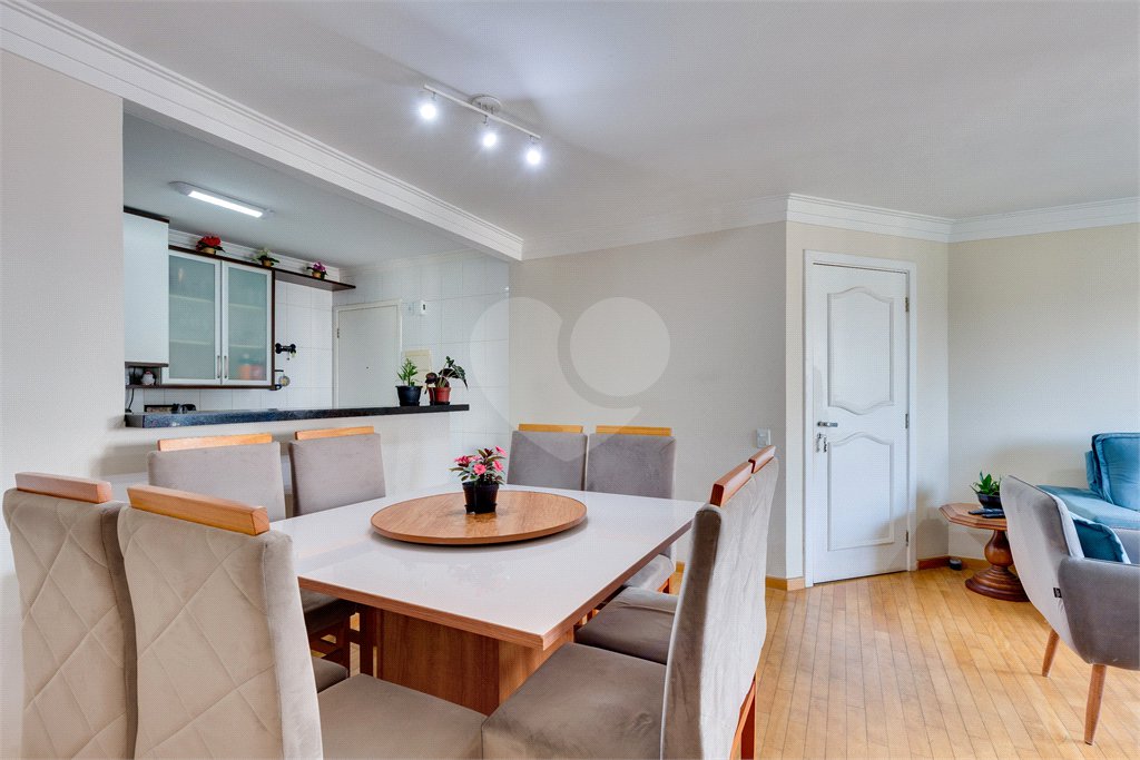Apartamento Alto da Boa Vista em Condominio Clube