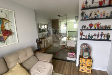 Apartamento à venda com 2 quartos, sendo 1 suíte, em Campo Belo, São Paulo, SP