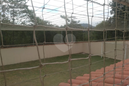 Chácara à venda com 4 suítes em Pirucaia, Mairiporã, SP