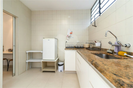 Casa à venda com 4 quartos, sendo 1 suíte, em Jardim Novo Mundo, São Paulo, SP