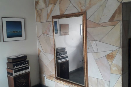 Sobrado à venda com 3 quartos em Vila Romana, São Paulo, SP