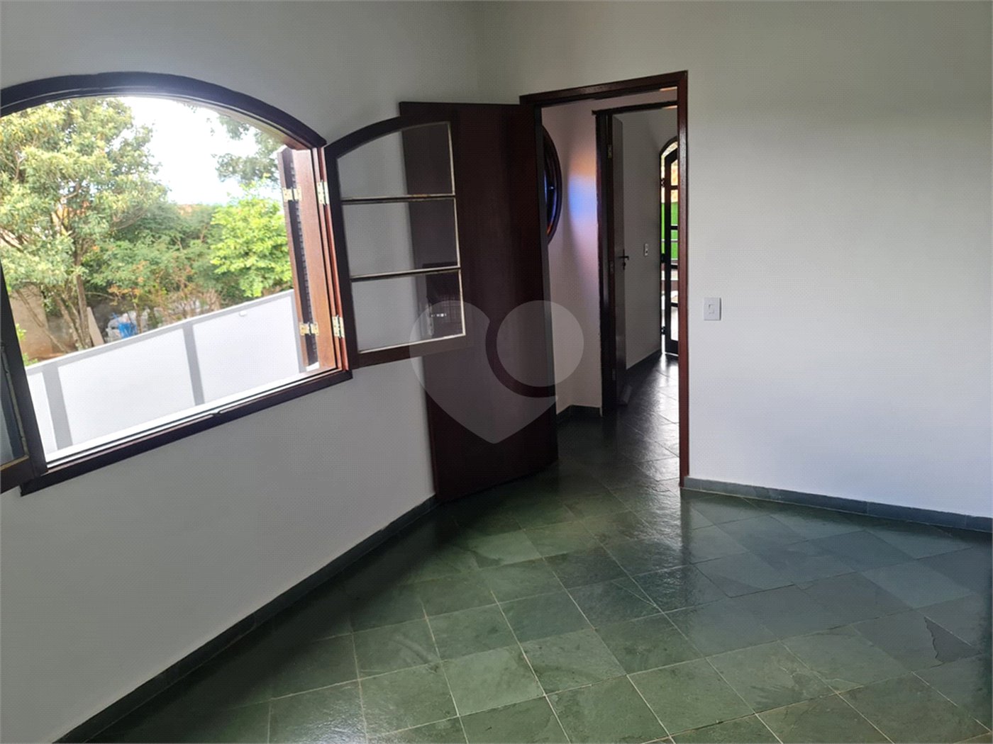 Sobrado para alugar com 3 quartos, sendo 2 suítes, em Jardim Paulista, Atibaia, SP