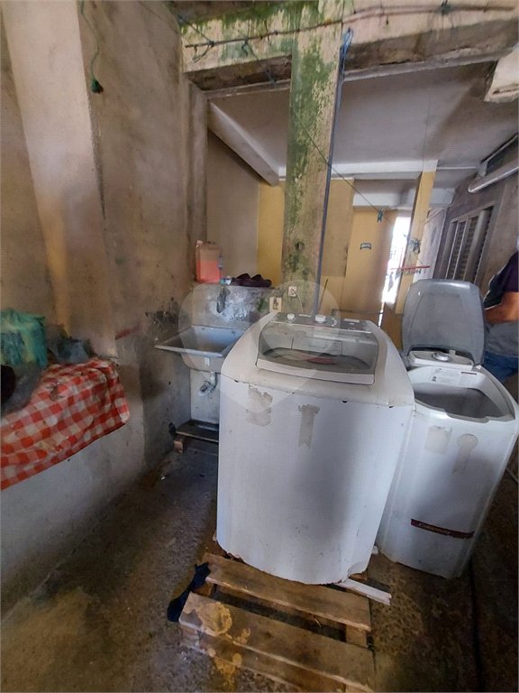Sobrado à venda com 8 quartos no Brasilândia, São Paulo, SP