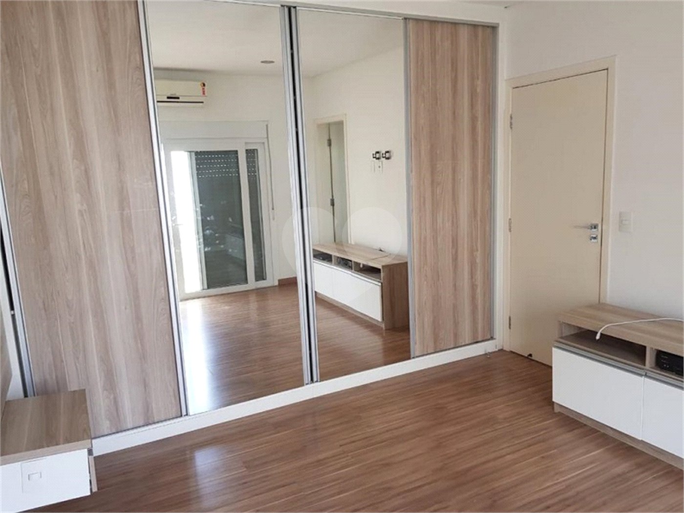 Casa à venda com 3 suítes no condomínio Residencial Parque Esplanada, Votorantim - SP