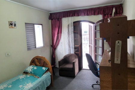 Sobrado à venda com 2 quartos em Cidade Líder, São Paulo, SP