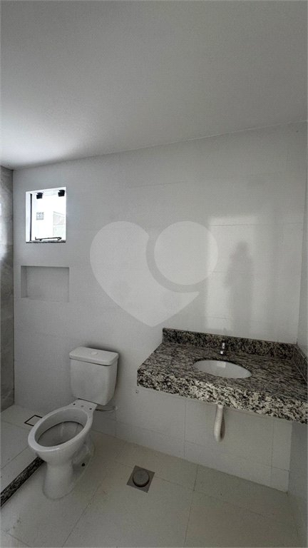 Casa à venda com 2 quartos, sendo 1 suíte, no condomínio Parque Guará, Rio de Janeiro - RJ