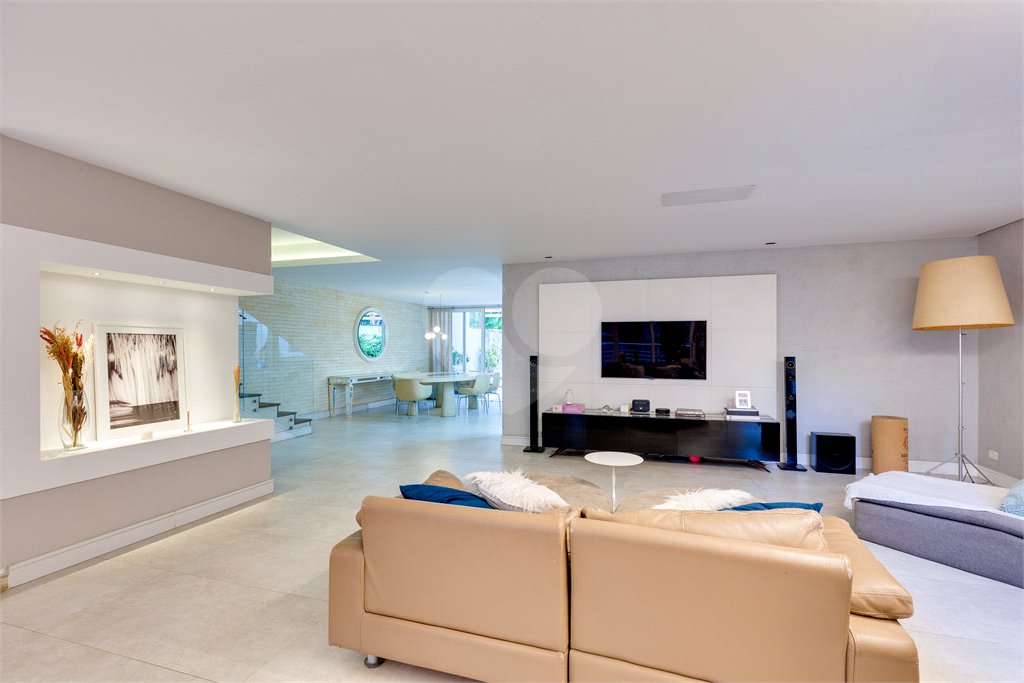 Casa à venda com 5 suítes no condomínio Vila de Palme, São Paulo - SP