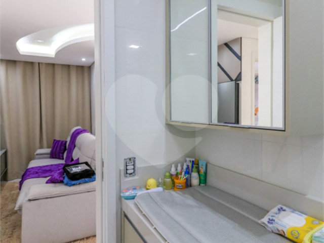 Apartamento à venda com 3 quartos, sendo 1 suíte,  em Santo Amaro, São Paulo, SP