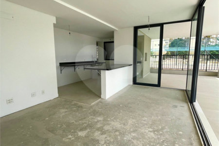 Apartamento à venda com 3 suítes em Jardim Vila Mariana, São Paulo, SP