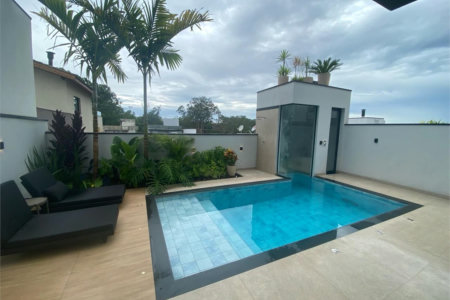 Casa à venda com 4 quartos, sendo 3 suítes, no condomínio Bella Città - Fazenda Rodeio, Mogi das Cruzes - SP