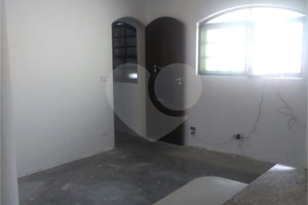 Casa à venda com 3 quartos, sendo 1 suíte, em Parque Continental, São Paulo, SP