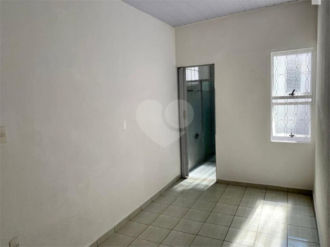 Casa à venda com 2 quartos, sendo 1 suíte,  em Jardim Pitangueiras I, Jundiaí, SP