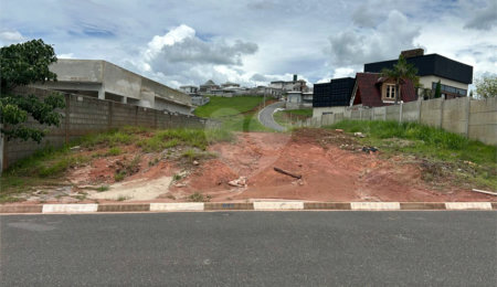 Terreno à venda no condomínio Altos da Floresta, Bom Jesus dos Perdões - SP