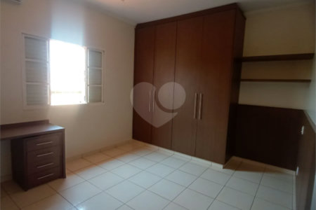 Casa à venda com 4 quartos, sendo 1 suíte, no condomínio Villa Real Ribeirao Preto, Ribeirão Preto - SP