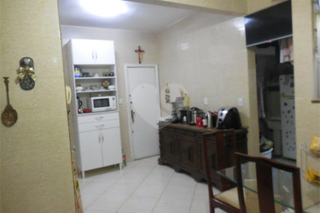 Apartamento à venda com 3 quartos, sendo 1 suíte, em Tijuca, Rio de Janeiro, RJ