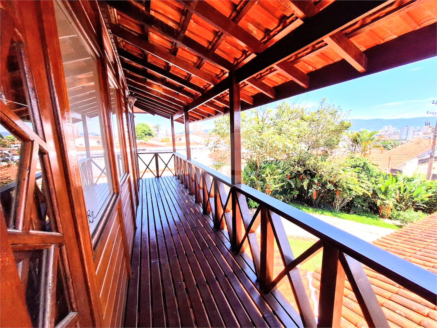 Casa à venda com 3 quartos, sendo 1 suíte, em Mogi Moderno, Mogi das Cruzes, SP