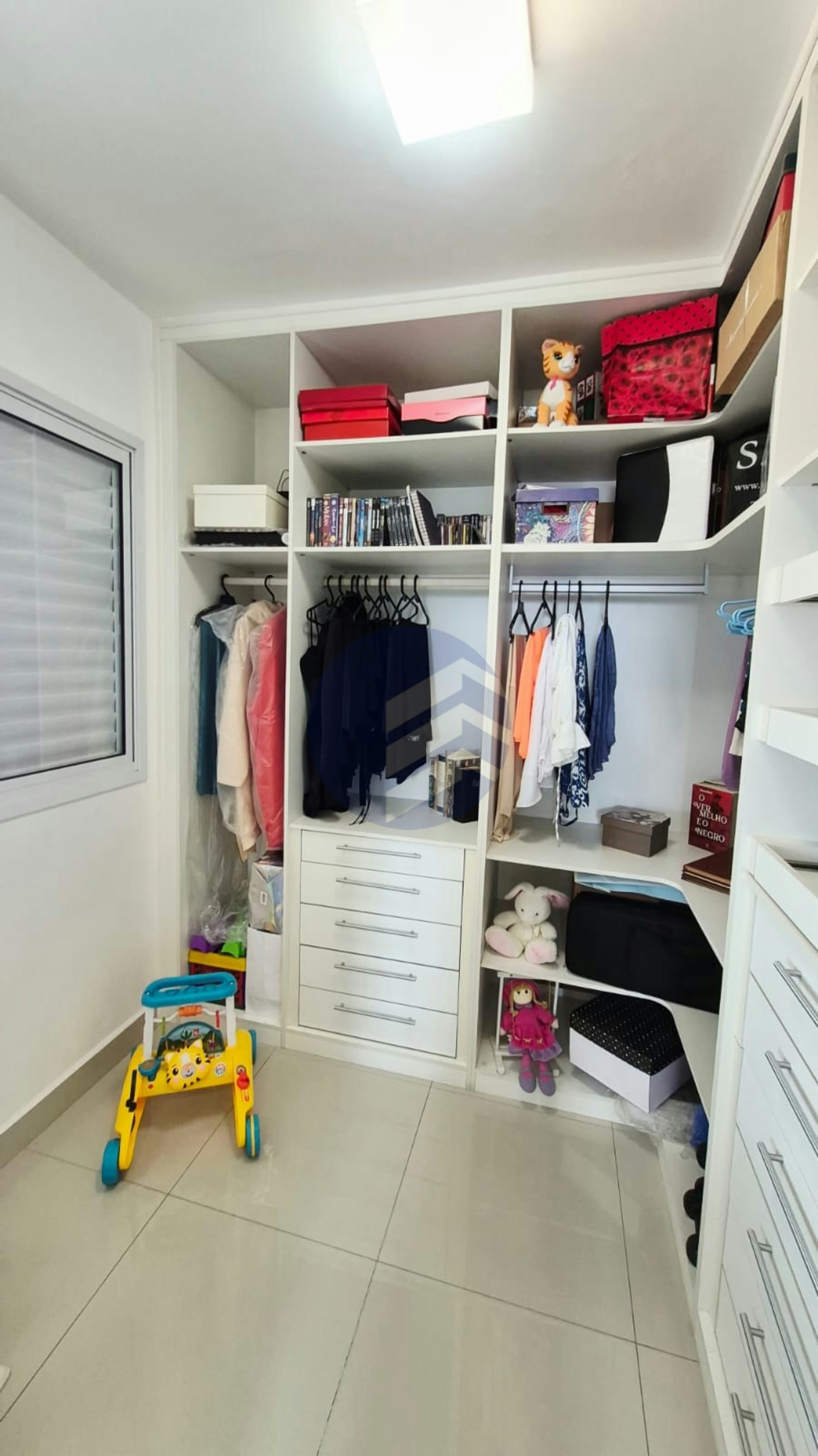 Apartamento à venda com 3 quartos, sendo 1 suíte, em Jardim Esmeralda, São Paulo - SP