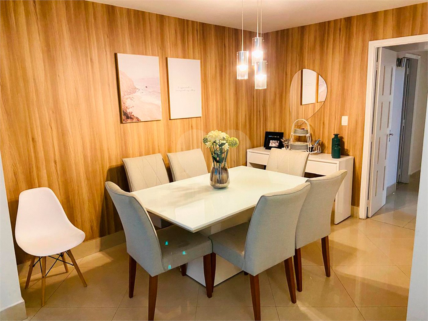 Apartamento à venda com 3 quartos, sendo 1 suíte, em Bela Vista, São Paulo, SP