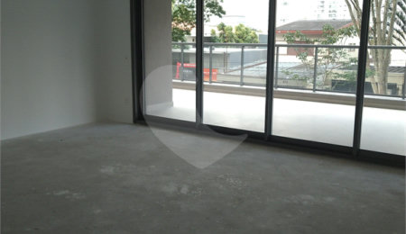 Apartamento à venda com 4 suítes em Campo Belo, São Paulo, SP