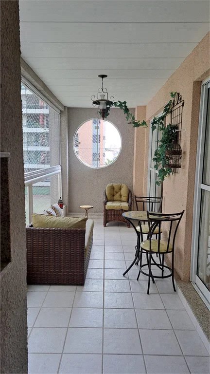 Apartamento à venda com 4 quartos, sendo 2 suítes, em Cidade São Francisco, São Paulo, SP