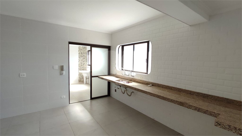 Apartamento de 3 dormitórios à Venda - Jardim Bethânia