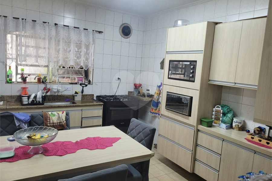 Sobrado à venda com 3 quartos, sendo 1 suíte,  em Tremembé, São Paulo, SP