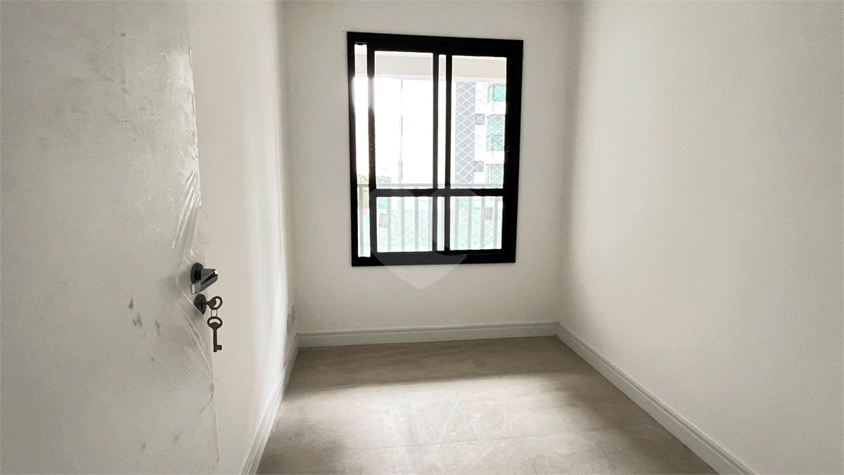 Apartamento à venda com 3 quartos, sendo 1 suíte, em Mirandópolis, São Paulo, SP