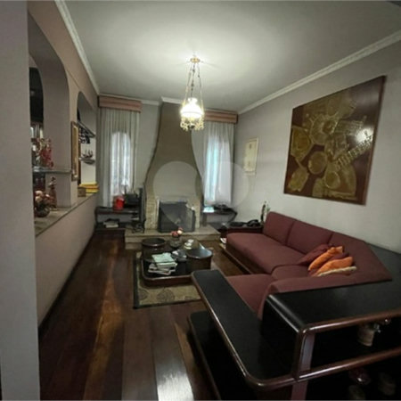 Casa à venda com 4 quartos, sendo 2 suítes, em Vila Rosália, Guarulhos, SP