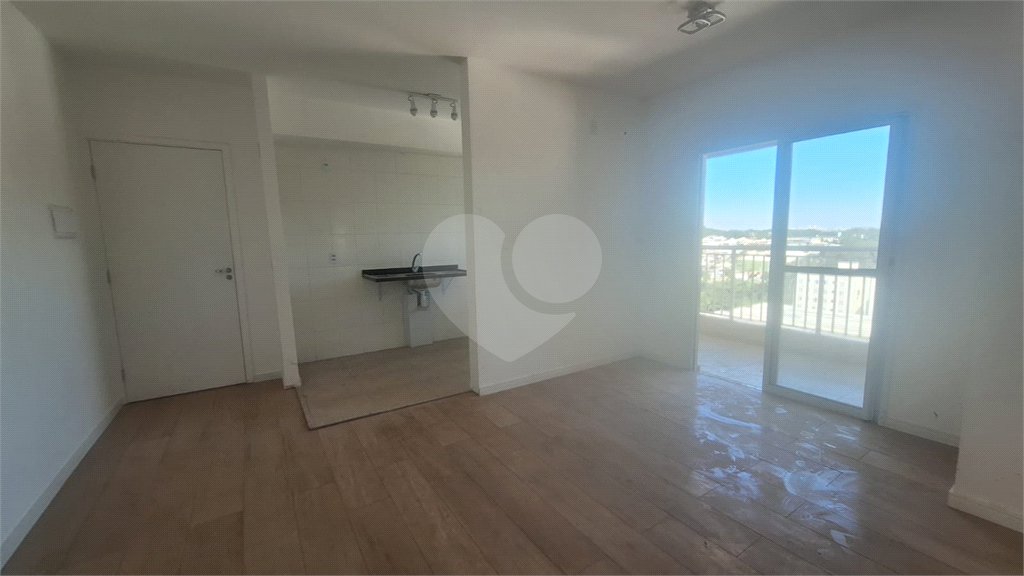 Apartamento à venda ou para alugar com 2 quartos, sendo 1 suíte, em Aparecidinha, Sorocaba, SP
