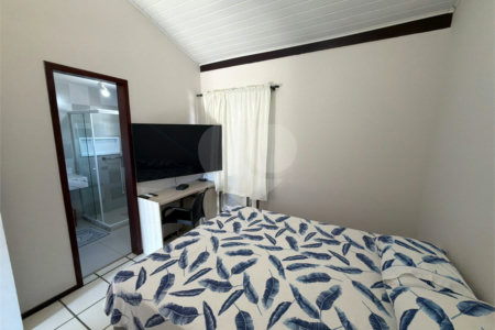 Casa em condomínio à venda com 2 quartos em Peró, Cabo Frio, RJ