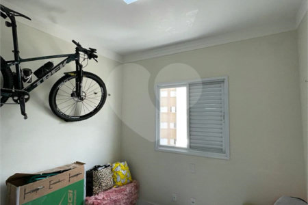 Apartamento à venda com 3 quartos, sendo 1 suíte,  em Jardim Bandeirantes, Louveira, SP