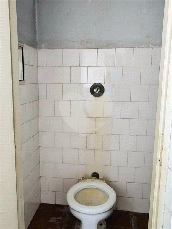 Apartamento para venda e locação no bairro da Bela Vista, em São Paulo.