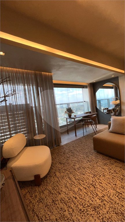 Studio de Alto Padrão no Cobiçado JK Square, Itaim Bibi | 42m², 1 Vaga