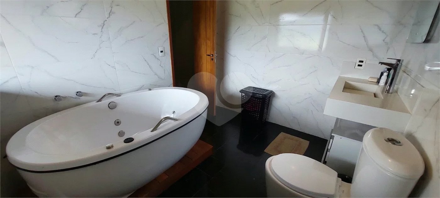 LINDA CHÁCARA A VENDA - CONDOMINIO ALPES D'OURO - BOM JESUS DOS PERDÕES