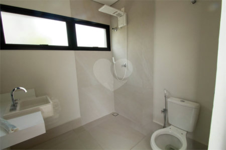 Casa à venda com 5 quartos, sendo 4 suítes, em Vila Darcy Penteado (mailasqui), São Roque, SP