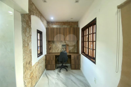Casa à venda com 4 quartos, sendo 1 suíte, em Inhoaíba, Rio de Janeiro, RJ