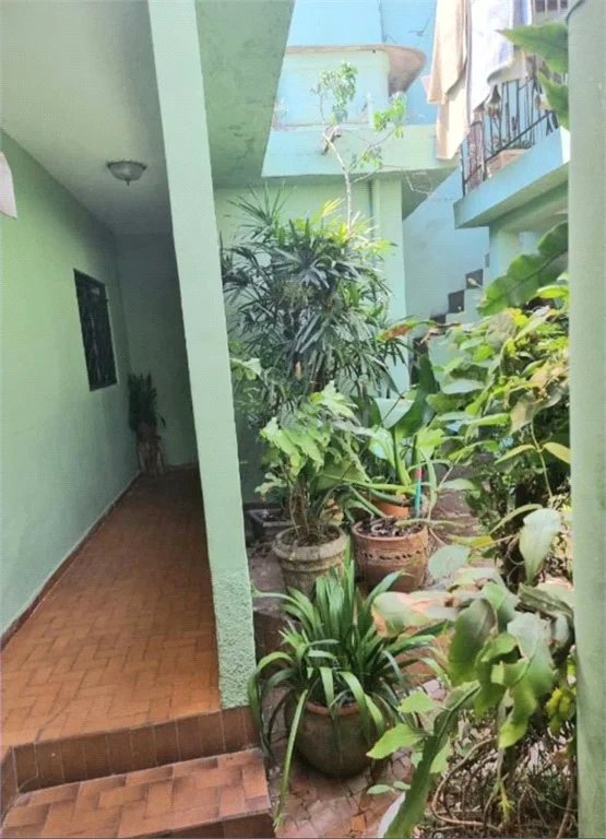 Casa de Vila à venda com 3 quartos em Jardim São Roque, São Paulo, SP
