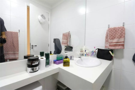 Apartamento à venda ou para alugar com 2 quartos, sendo 1 suíte, em Jardim Prudência, São Paulo, SP