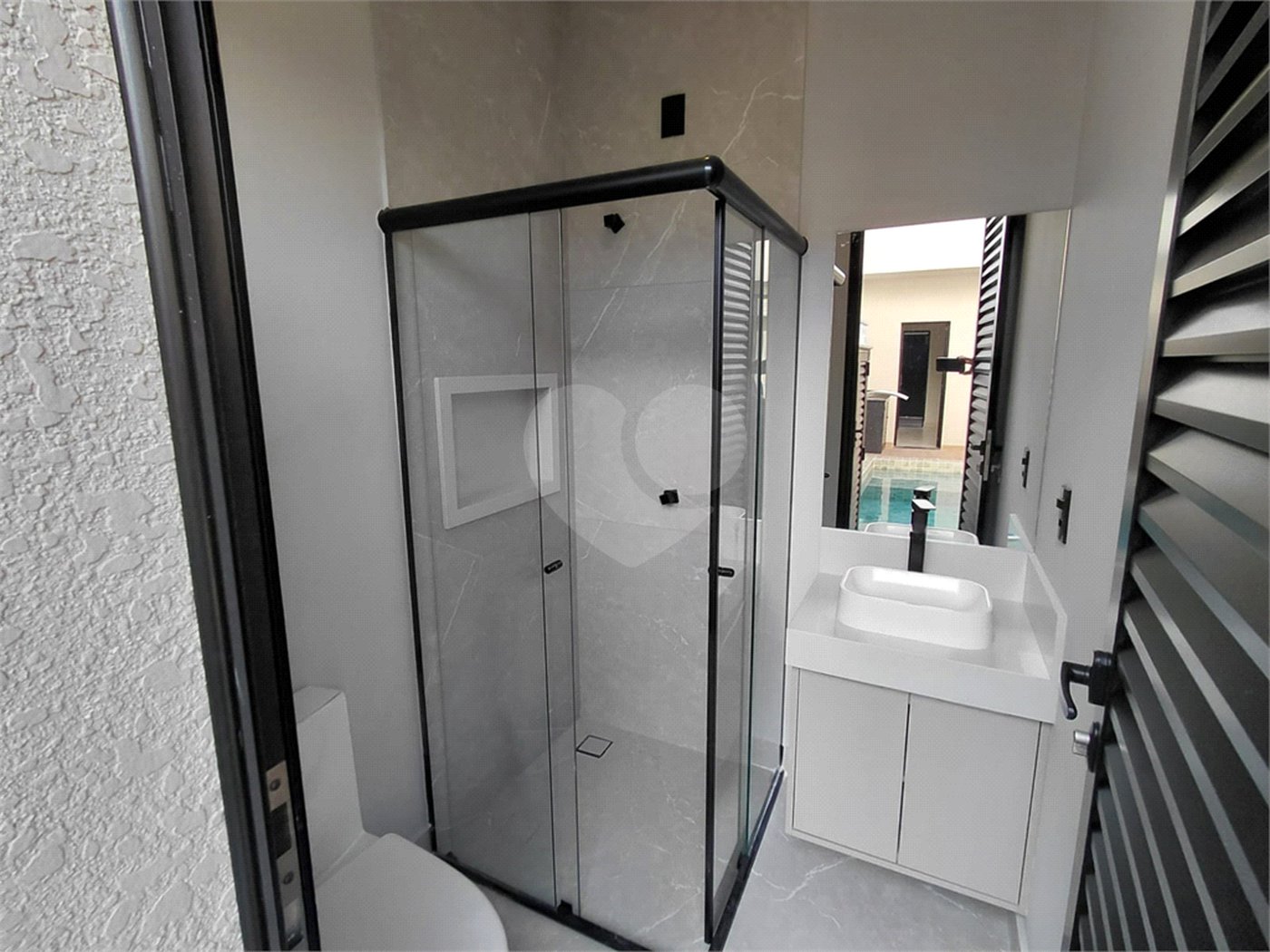 Casa à venda com 3 suítes no condomínio Residencial Milano, Indaiatuba - SP