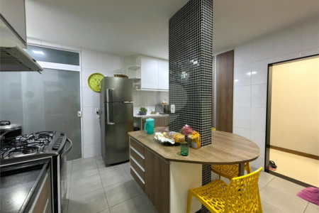 Apartamento à venda com 3 quartos, sendo 1 suíte, em Tijuca, Rio de Janeiro, RJ