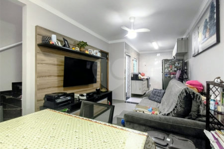 Casa à venda com 2 suítes no condomínio Residencial Alvorada Tucuruvi I, São Paulo - SP