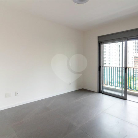 Apartamento à venda com 1 quarto em Vila Uberabinha, São Paulo, SP