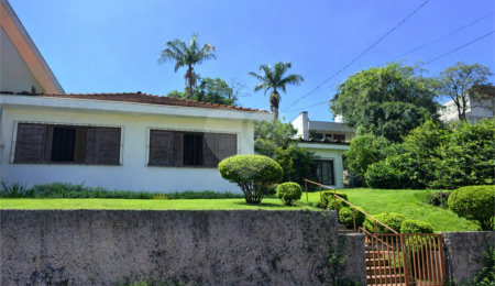 Casa Térrea à venda com 3 quartos, sendo 1 suíte,  em Jardim Floresta, São Paulo, SP