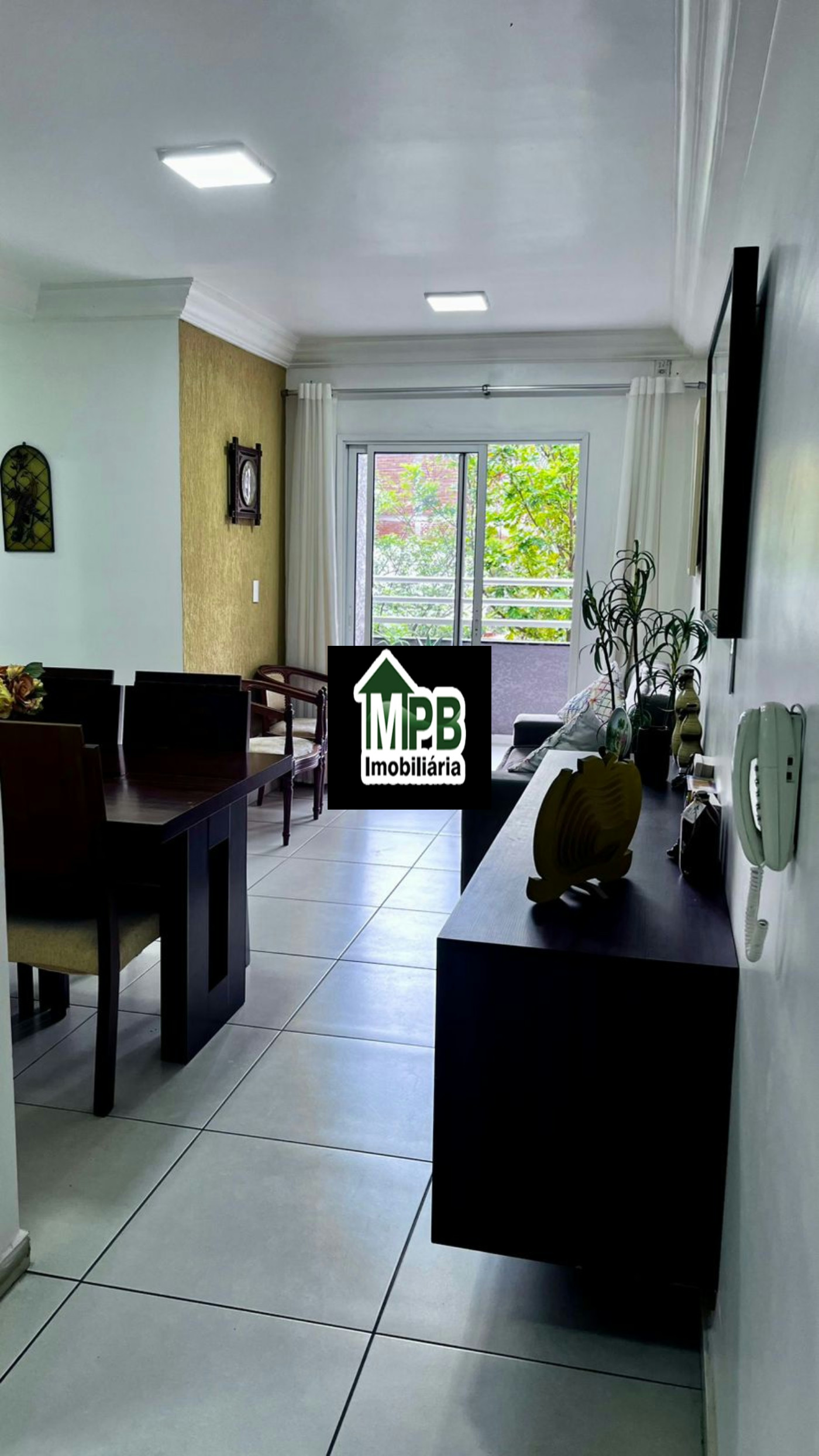 Apartamento à venda com 3 quartos, sendo 1 suíte, em Parque Bela Vista, Votorantim, SP