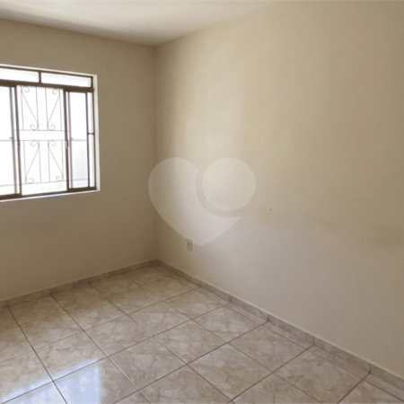 Sobrado à venda com 4 quartos, sendo 1 suíte, em Conjunto Habitacional Itapetininga F3, Itapetininga, SP