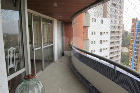 Apartamento à venda com 4 suítes em Jardim Ampliação, São Paulo, SP